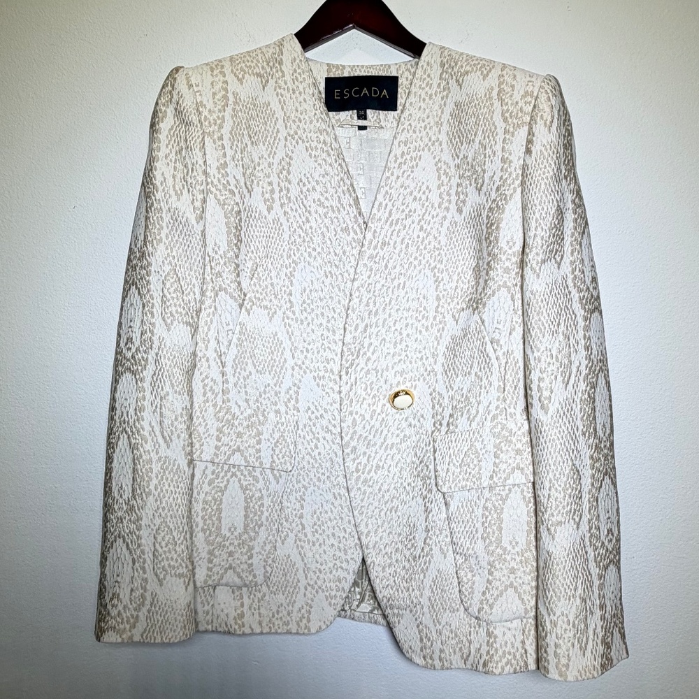Nwot Escada Blazer Cream Python Original Price $1… - image 2